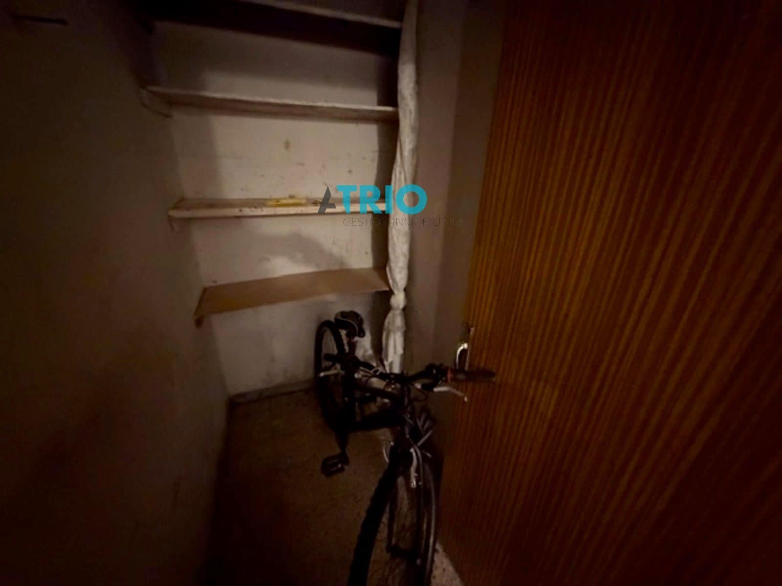 2 bedroom Flat for sale in Burgos city - € 120,000 (Ref: 9560692)