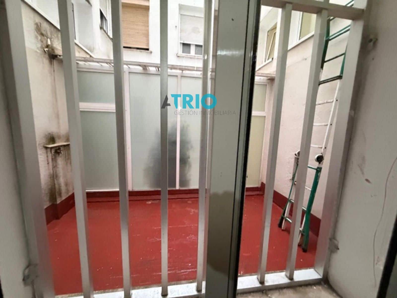 2 bedroom Flat for sale in Burgos city - € 120,000 (Ref: 9560692)