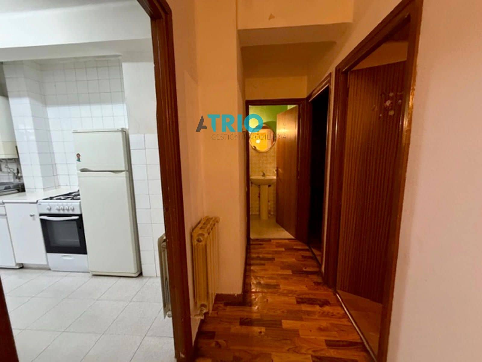 2 bedroom Flat for sale in Burgos city - € 120,000 (Ref: 9560692)