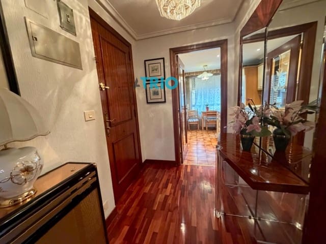 Piso de 2 habitaciones en Burgos ciudad en venta - 288.000 € (Ref: 9569310)