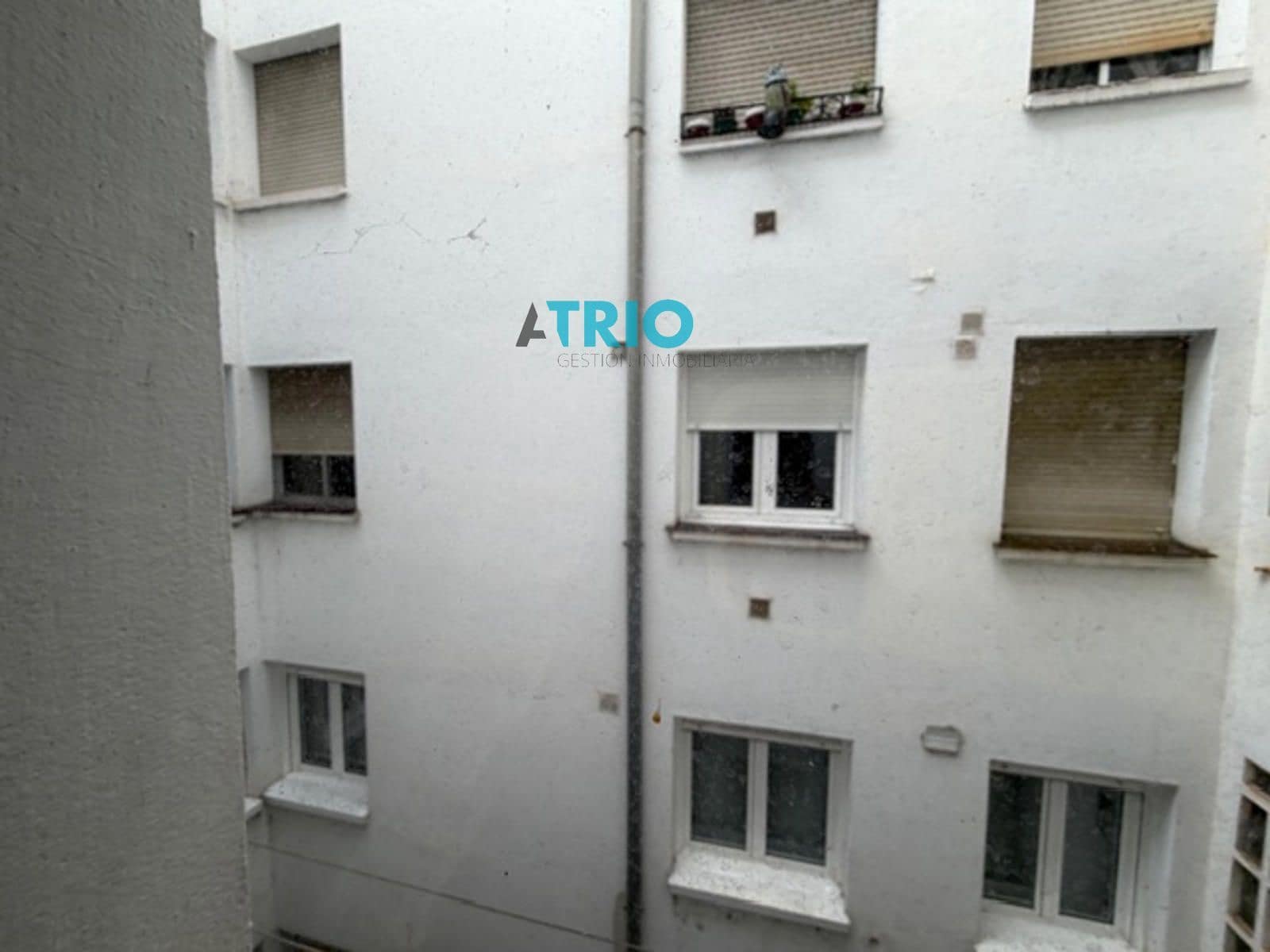 Piso de 4 habitaciones en Burgos ciudad en venta con garaje - 250.000 € (Ref: 9570252)