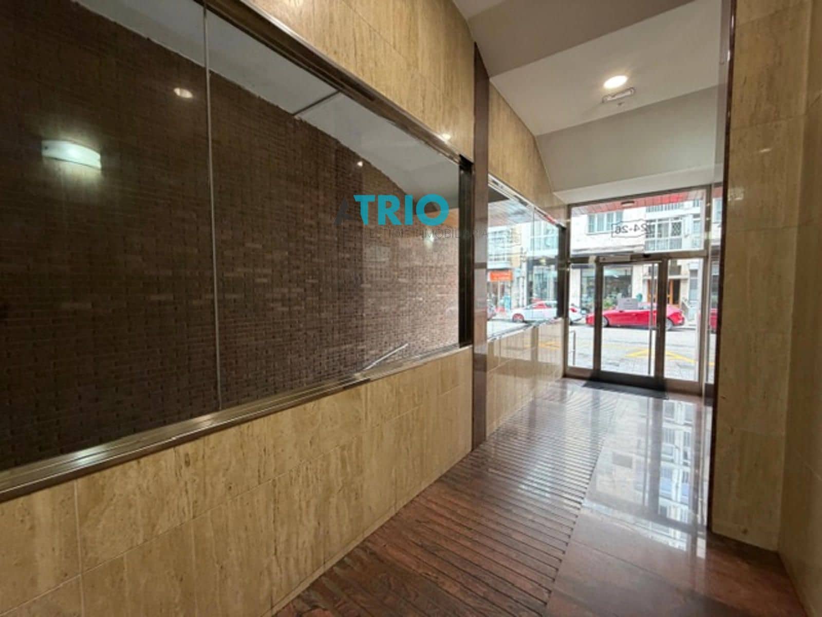 Piso de 4 habitaciones en Burgos ciudad en venta con garaje - 250.000 € (Ref: 9570252)