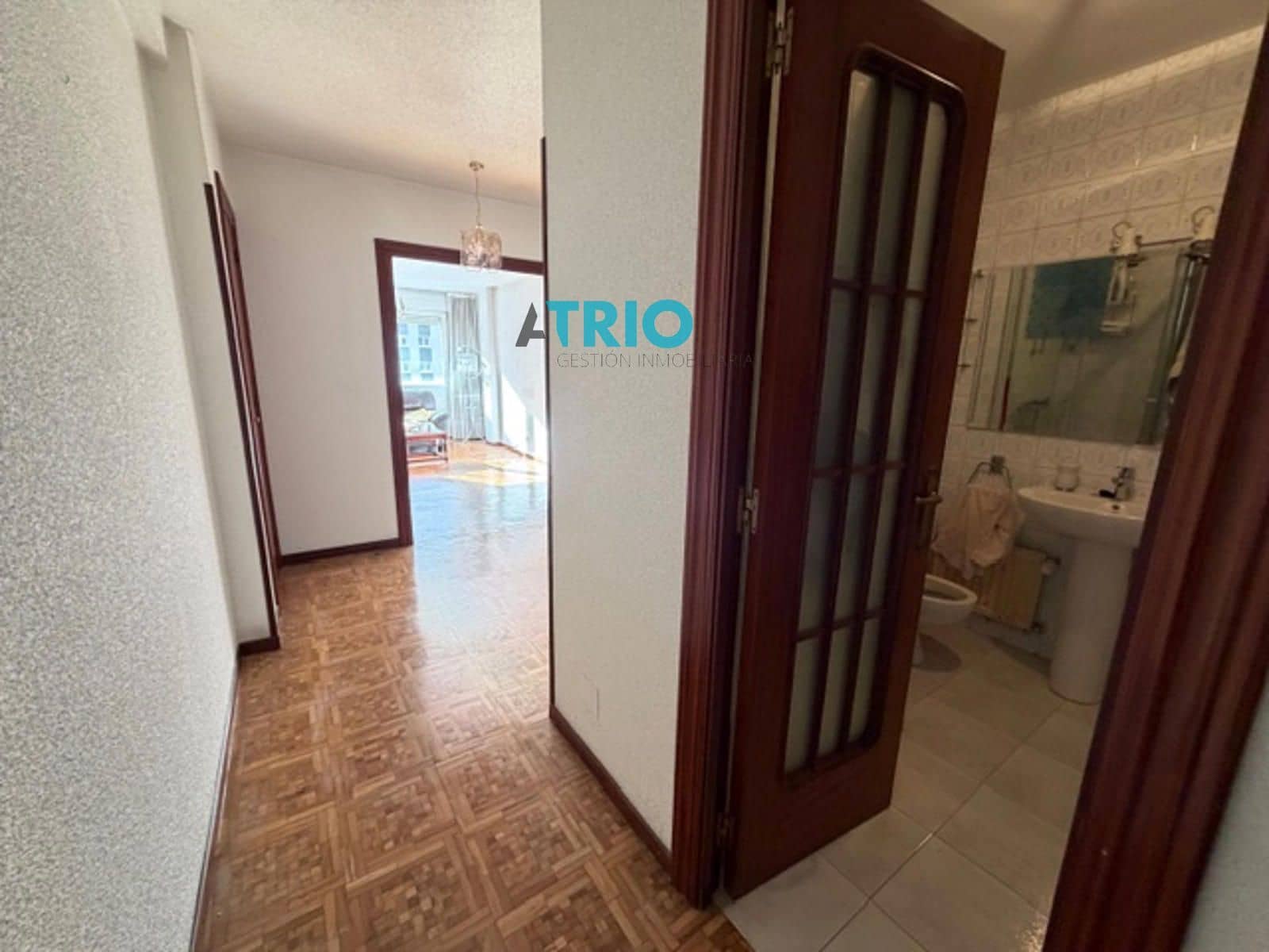 Piso de 4 habitaciones en Burgos ciudad en venta con garaje - 250.000 € (Ref: 9570252)