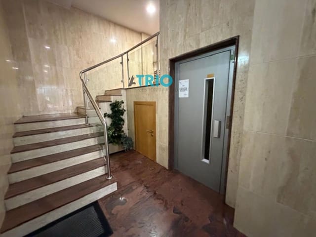 4 soveværelse Lejlighed til salg i Burgos by med garage - € 250.000 (Ref: 9570252)