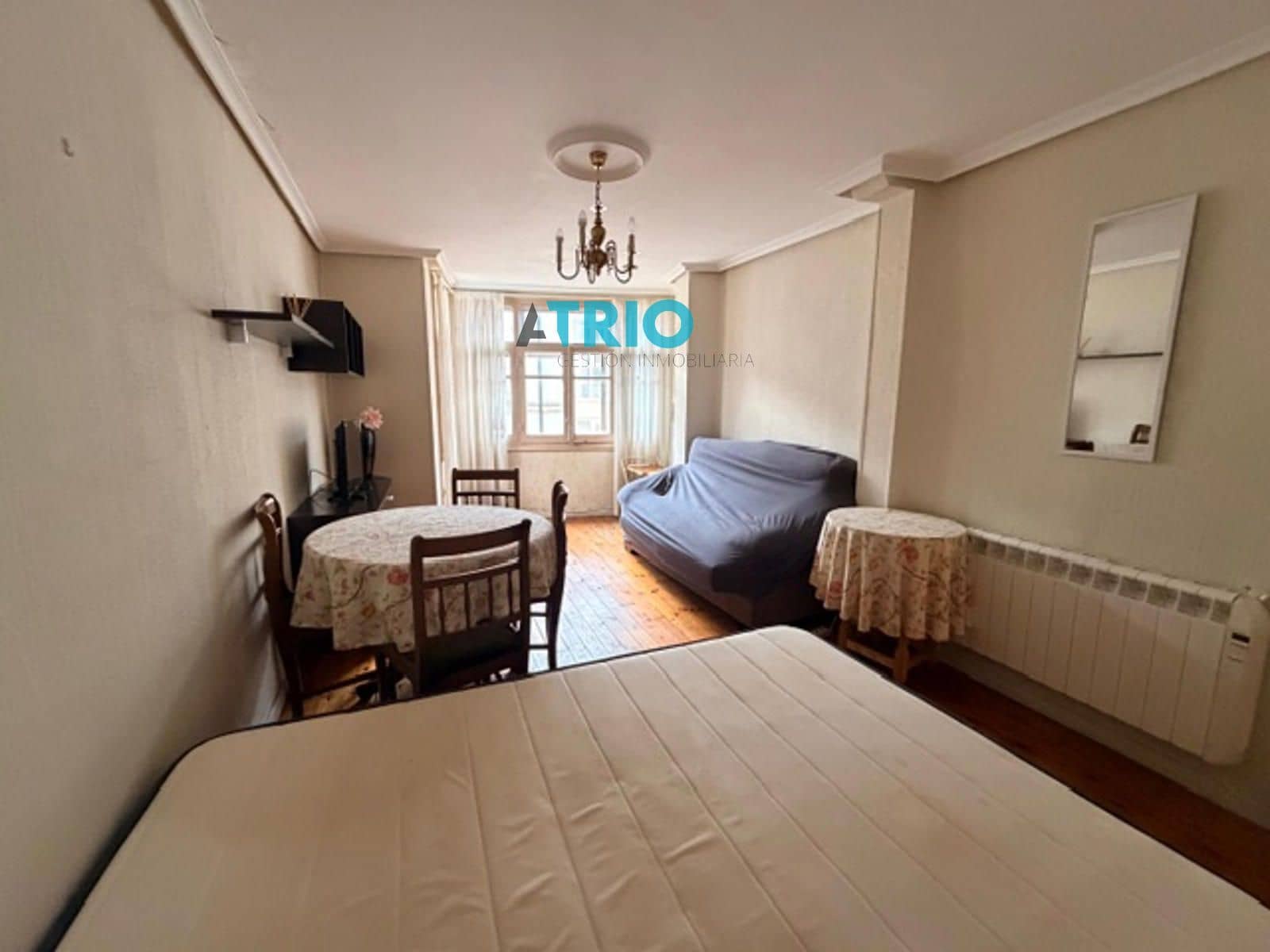 3 bedroom Flat for sale in Burgos city - € 180,000 (Ref: 9585208)