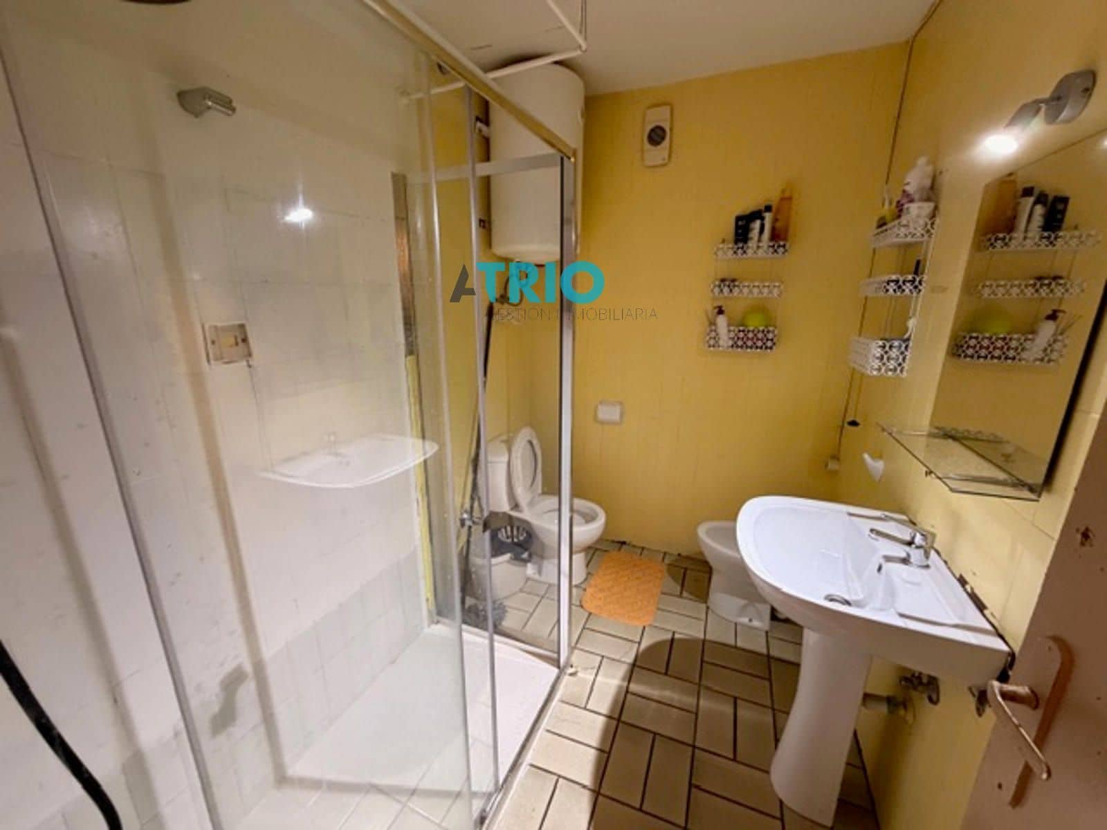 3 bedroom Flat for sale in Burgos city - € 180,000 (Ref: 9585208)