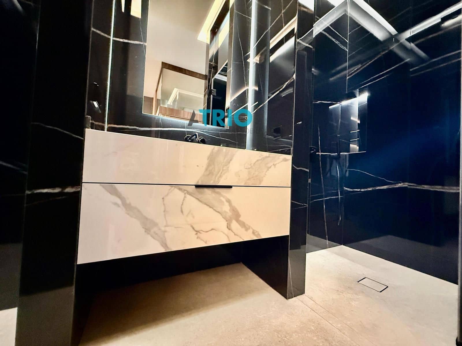 2 bedroom Flat for rent in Portixol with garage - € 4,500 (Ref: 9588372)