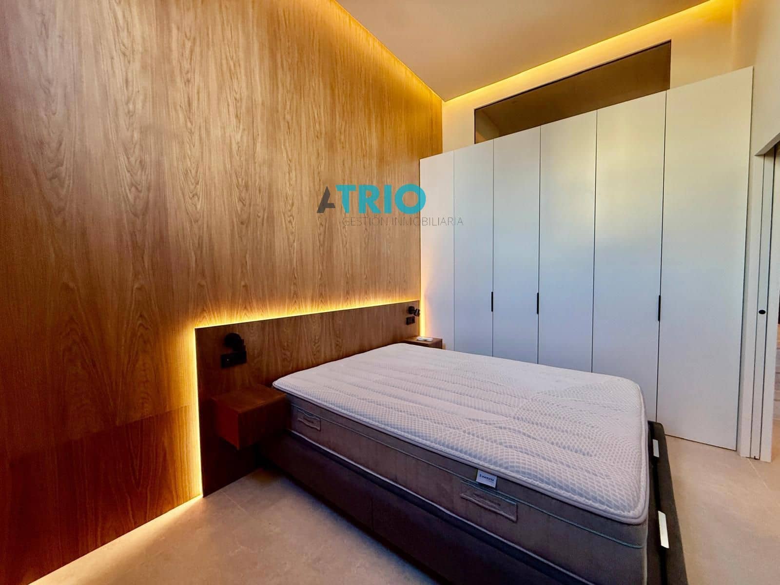 2 bedroom Flat for rent in Portixol with garage - € 4,500 (Ref: 9588372)