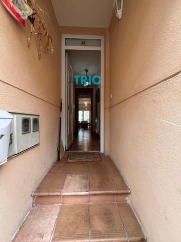 2 soverom Hus til salgs i Burgos by med svømmebasseng garasje - € 180 000 (Ref: 9598425)