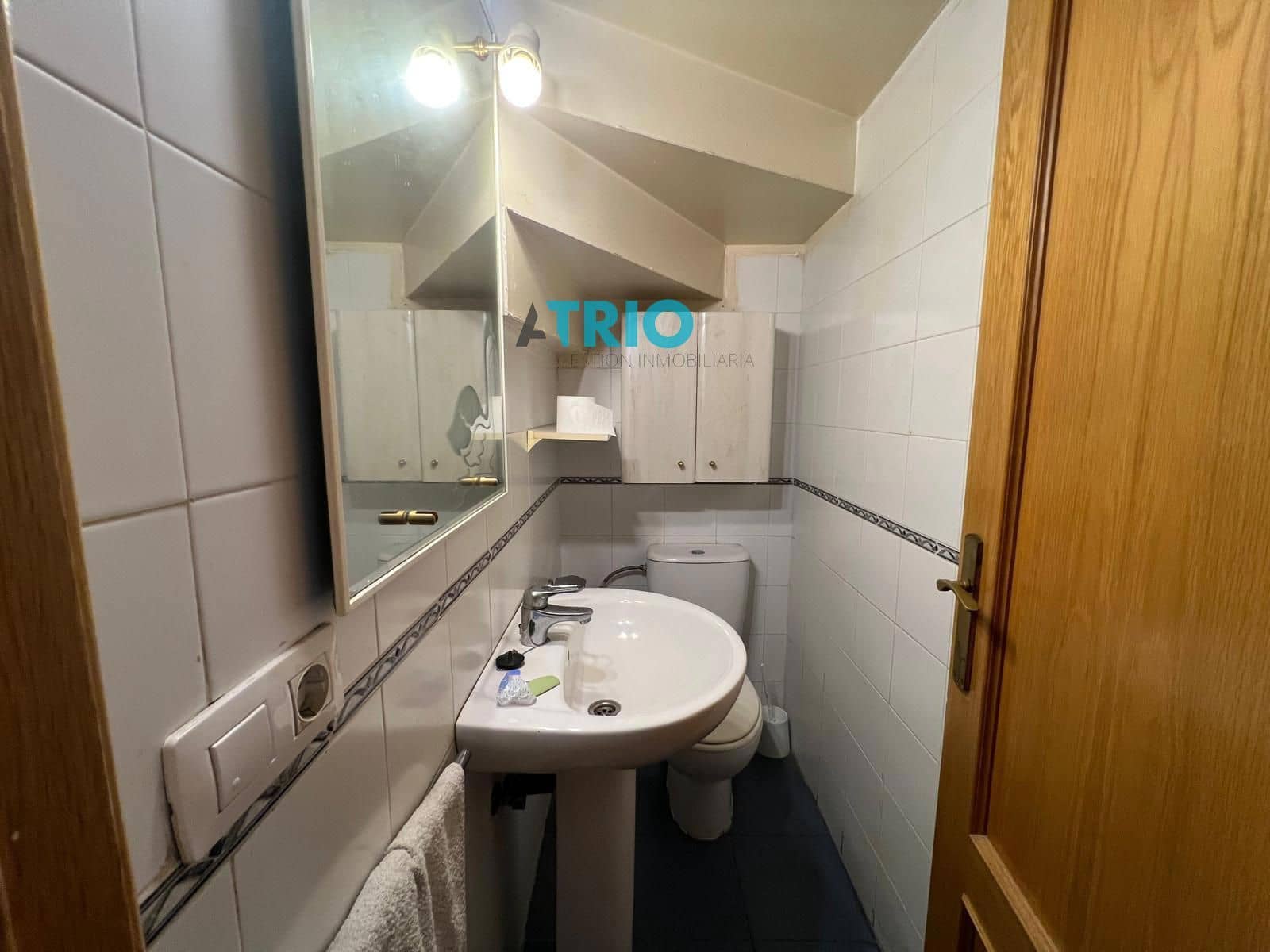 2 soverom Hus til salgs i Burgos by med svømmebasseng garasje - € 180 000 (Ref: 9598425)