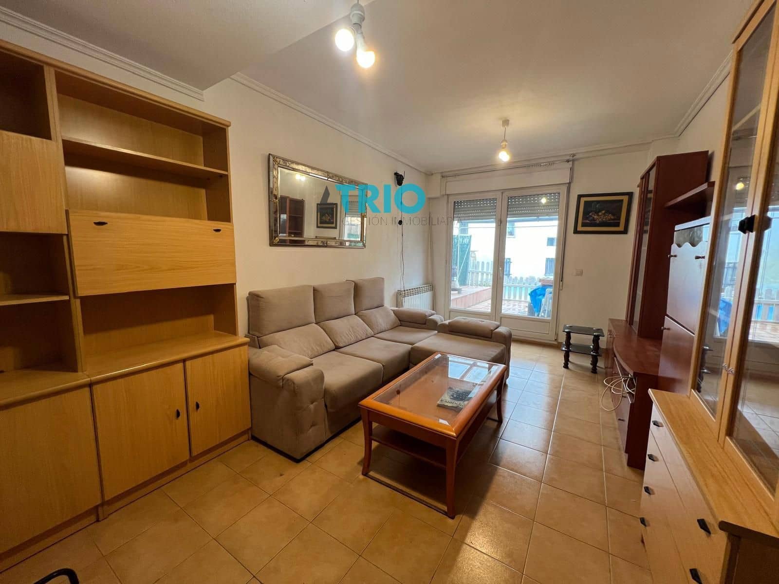 2 soverom Hus til salgs i Burgos by med svømmebasseng garasje - € 180 000 (Ref: 9598425)