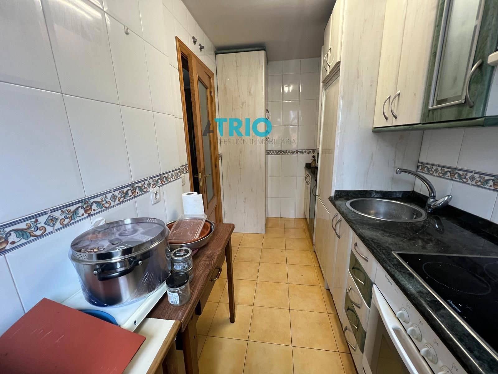 2 soverom Hus til salgs i Burgos by med svømmebasseng garasje - € 180 000 (Ref: 9598425)