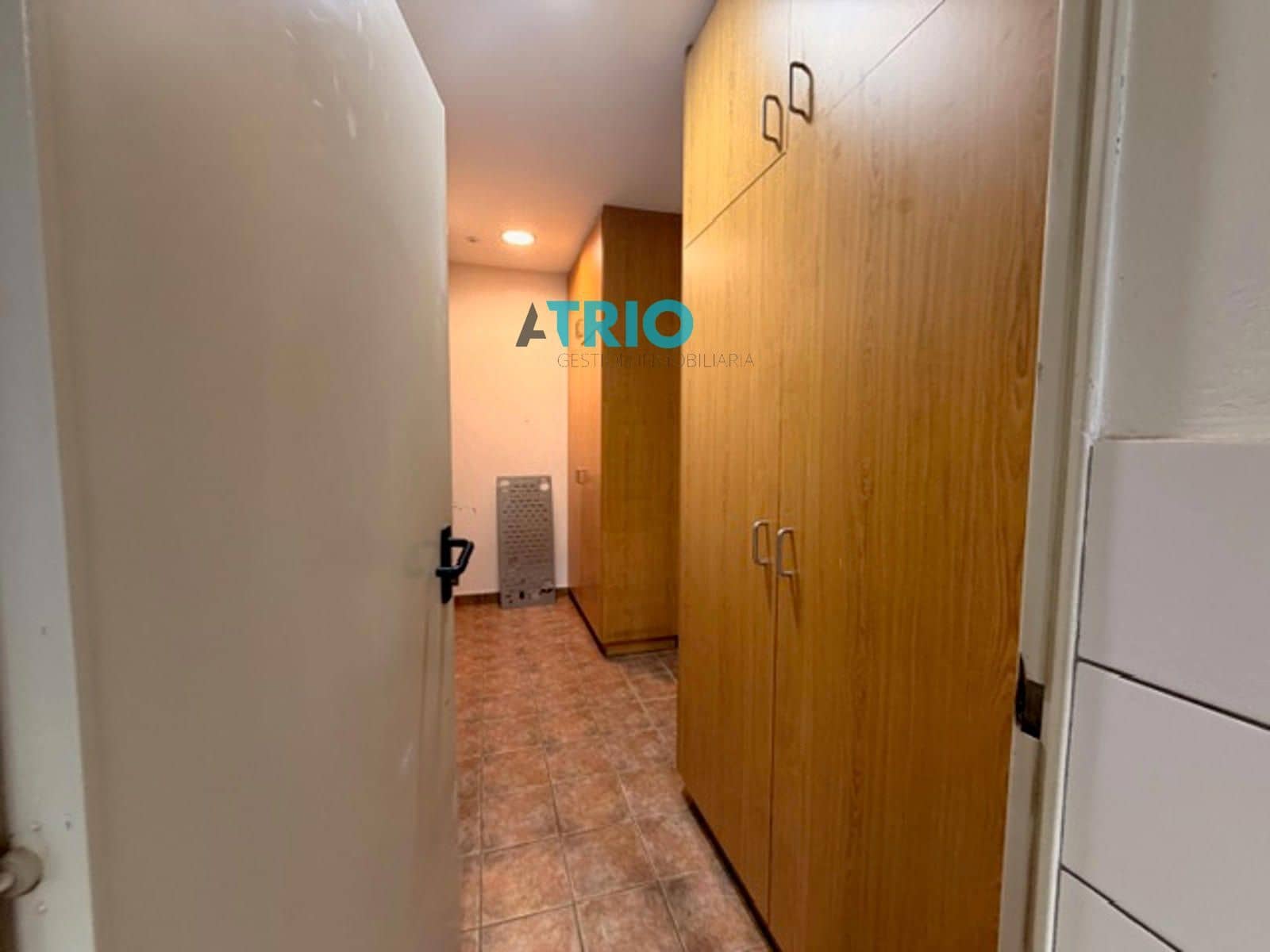 5 bedroom Villa for sale in Cavia with garage - € 320,000 (Ref: 9622764)