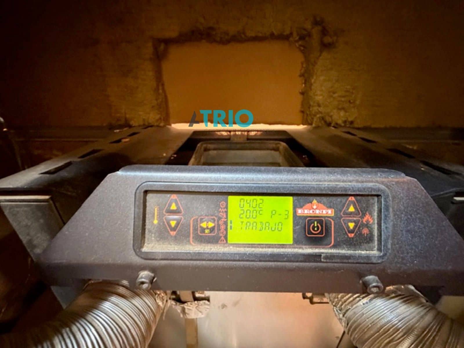 5 bedroom Villa for sale in Cavia with garage - € 320,000 (Ref: 9622764)