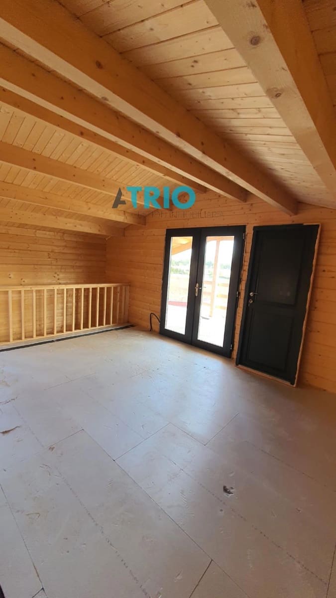 2 makuuhuone Huvila myytävänä paikassa Arcos mukana 
autotalli - 210 000 € (Ref: 9645867)