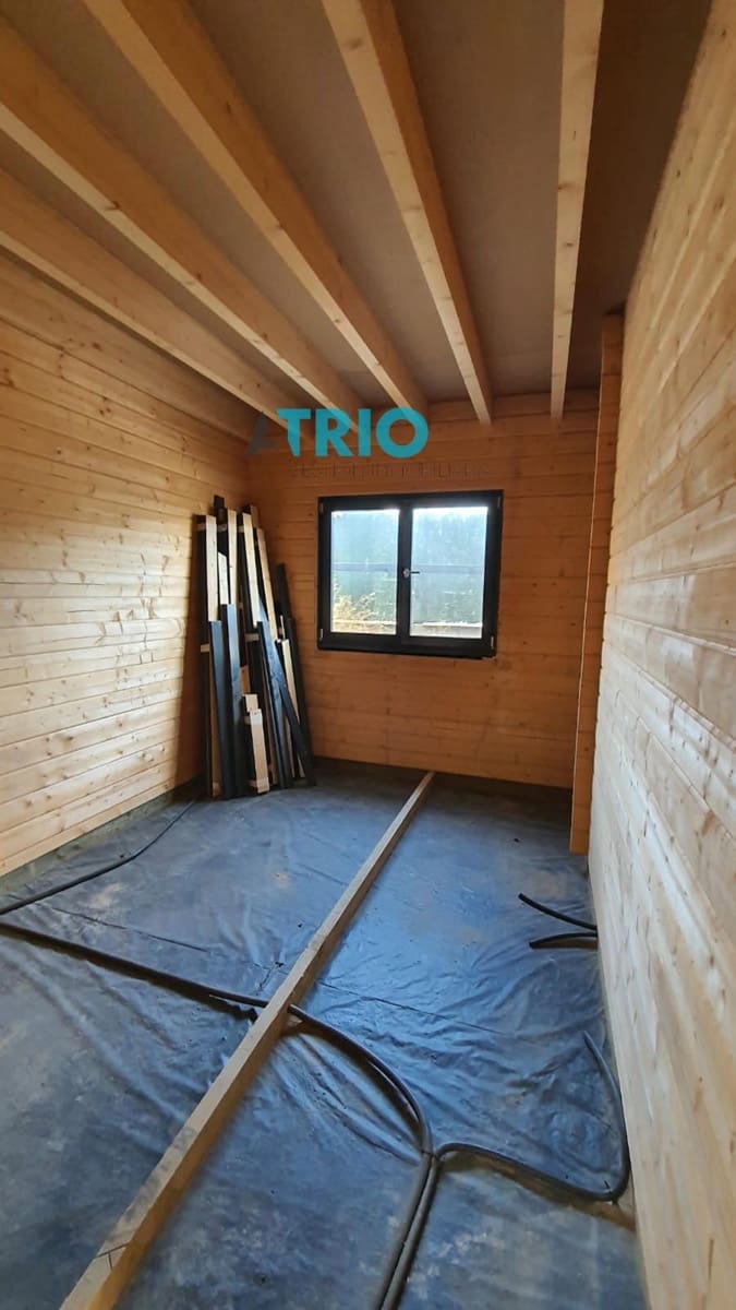 2 makuuhuone Huvila myytävänä paikassa Arcos mukana 
autotalli - 210 000 € (Ref: 9645867)