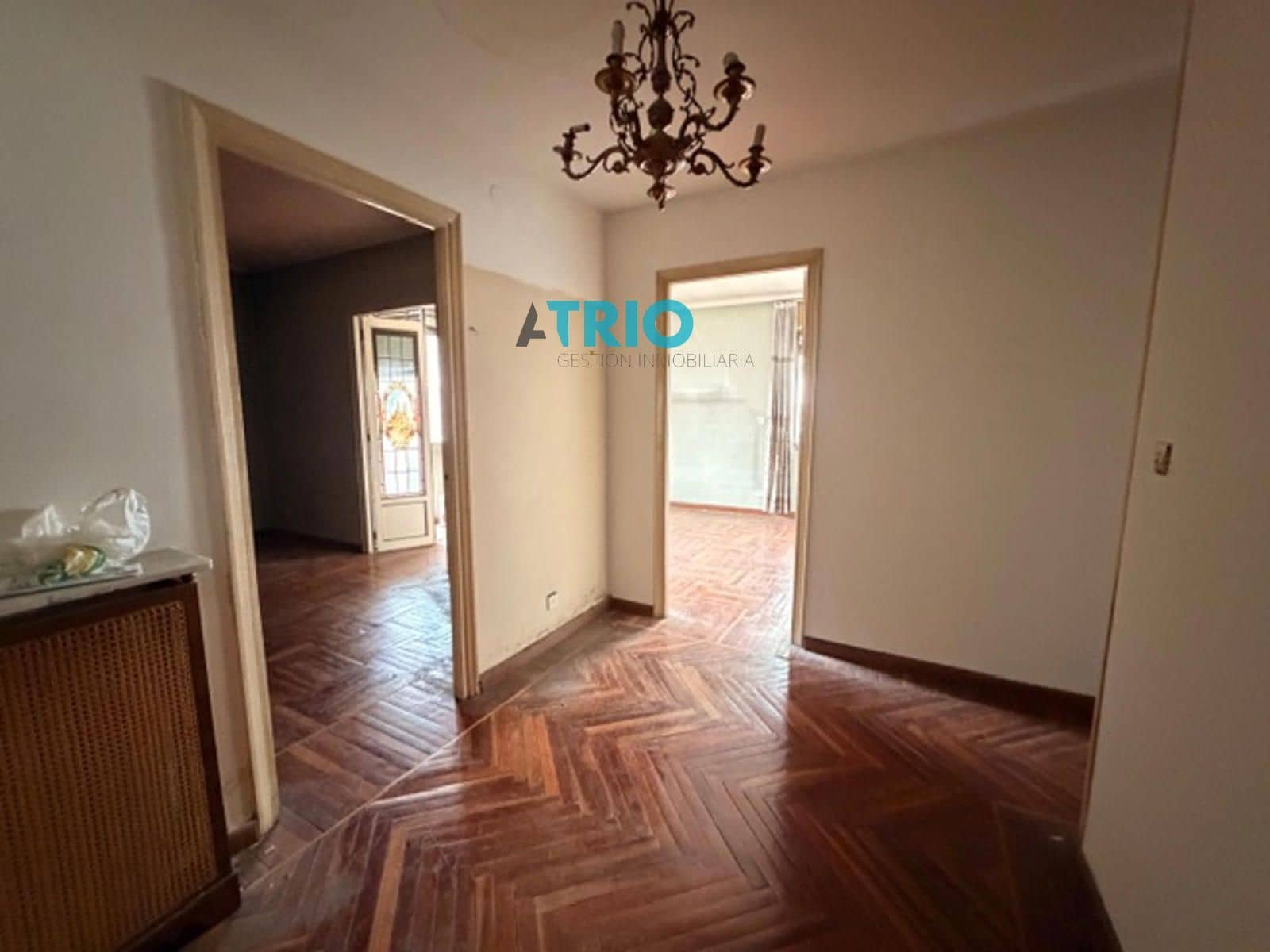 Ático de 5 habitaciones en Burgos ciudad en venta - 340.000 € (Ref: 9654501)