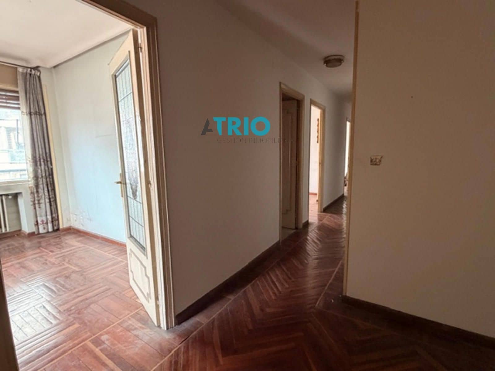 Ático de 5 habitaciones en Burgos ciudad en venta - 340.000 € (Ref: 9654501)
