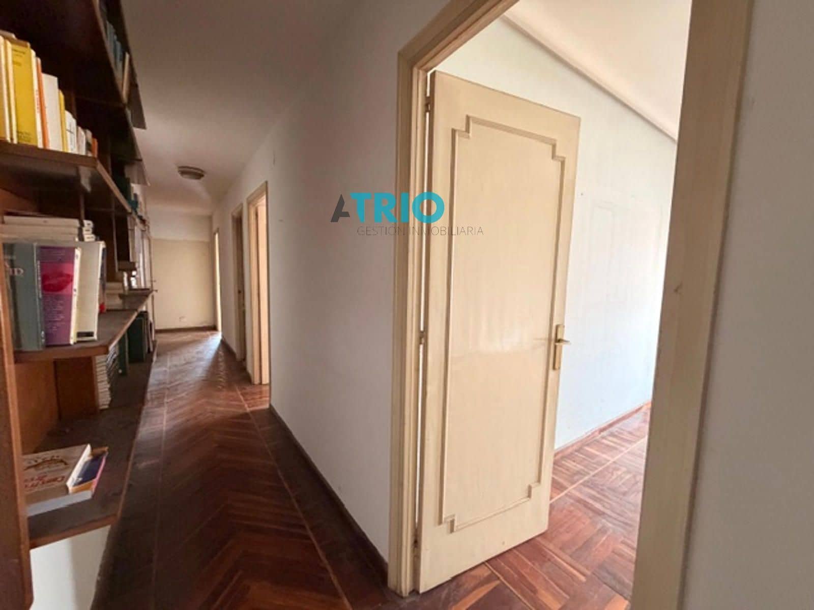 Ático de 5 habitaciones en Burgos ciudad en venta - 340.000 € (Ref: 9654501)