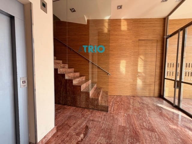 Ático de 5 habitaciones en Burgos ciudad en venta - 340.000 € (Ref: 9654501)