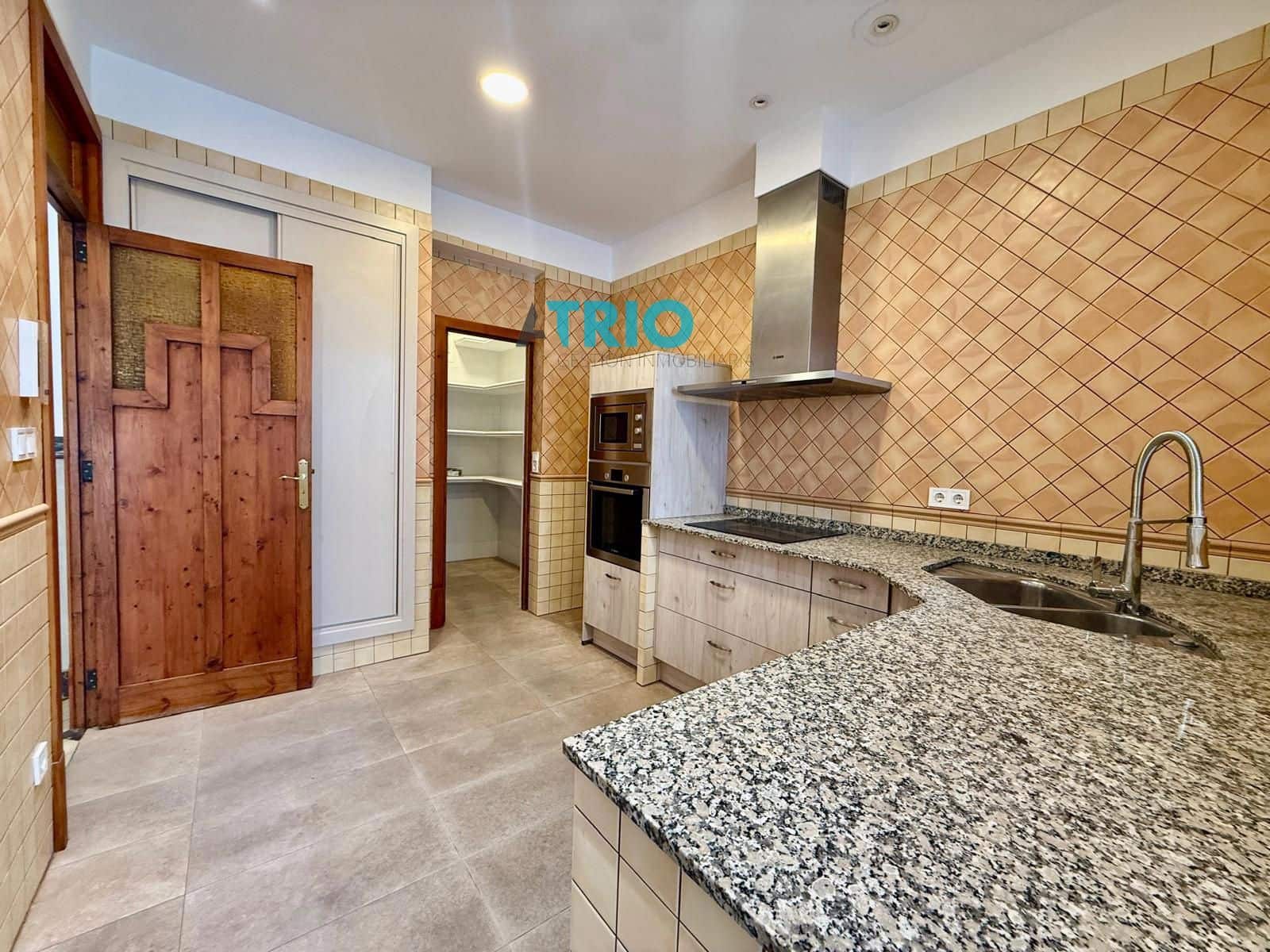 3 sypialnia Penthouse na sprzedaż w Palma de Mallorca z garażem - 845 000 € (Ref: 9664360)