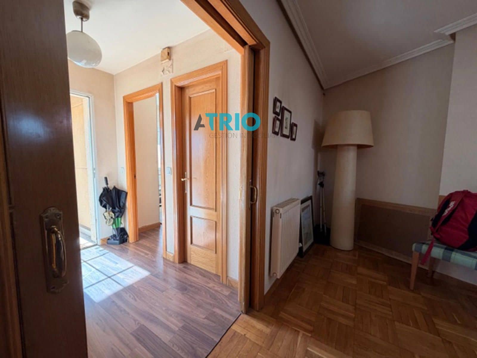 Casa de 6 habitaciones en Burgos ciudad en venta con garaje - 299.900 € (Ref: 9675154)