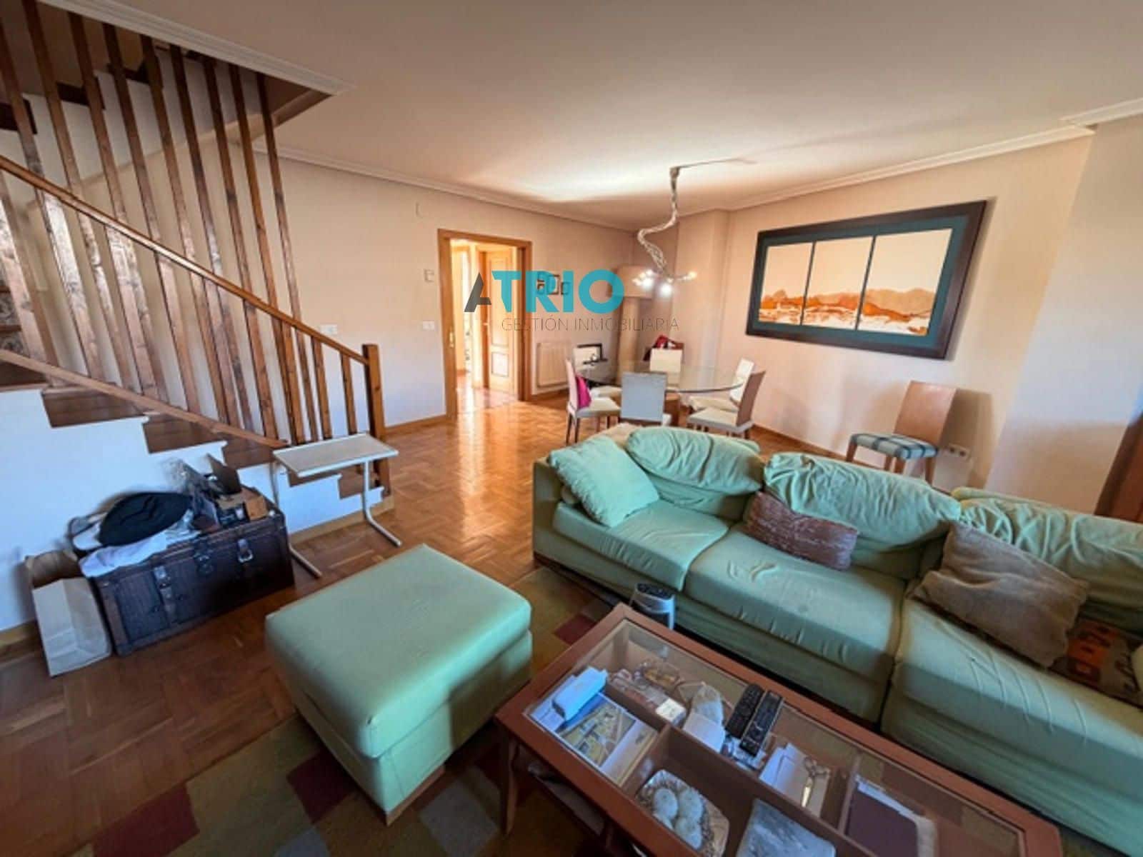 Casa de 6 habitaciones en Burgos ciudad en venta con garaje - 299.900 € (Ref: 9675154)