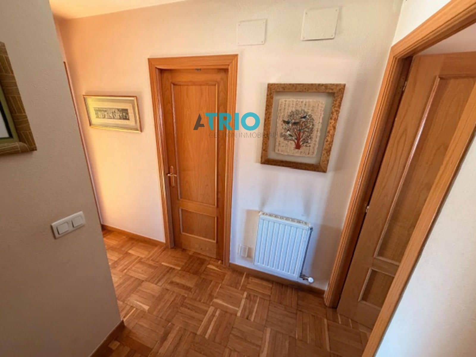 Casa de 6 habitaciones en Burgos ciudad en venta con garaje - 299.900 € (Ref: 9675154)