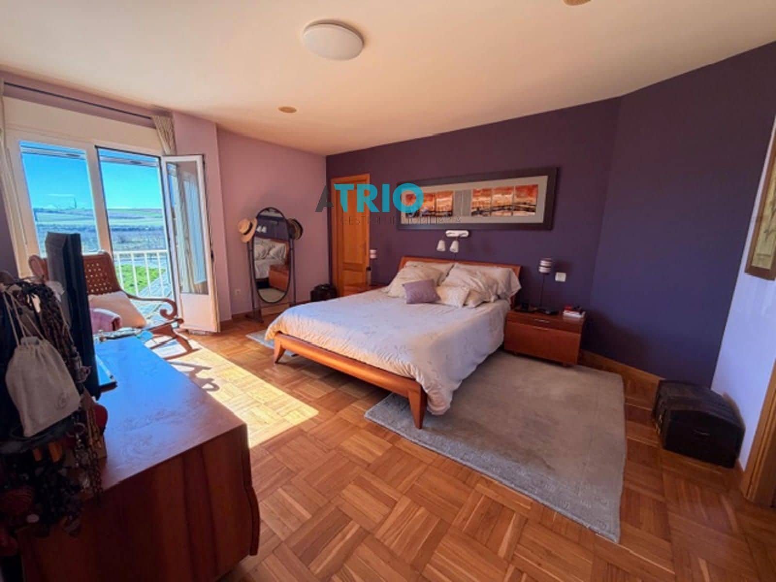 Casa de 6 habitaciones en Burgos ciudad en venta con garaje - 299.900 € (Ref: 9675154)