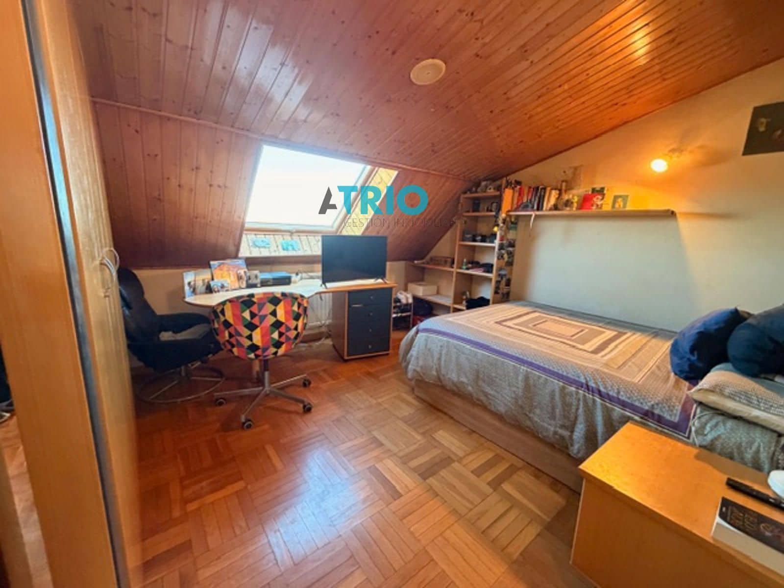 Casa de 6 habitaciones en Burgos ciudad en venta con garaje - 299.900 € (Ref: 9675154)