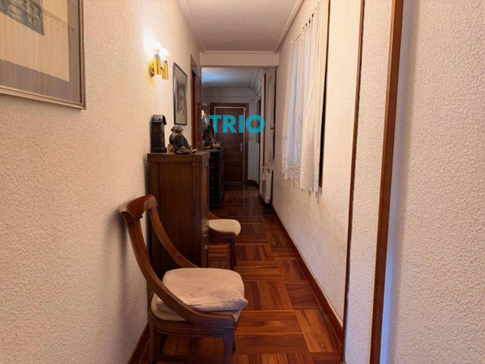 4 bedroom Flat for sale in Burgos city - € 319,000 (Ref: 9684391)