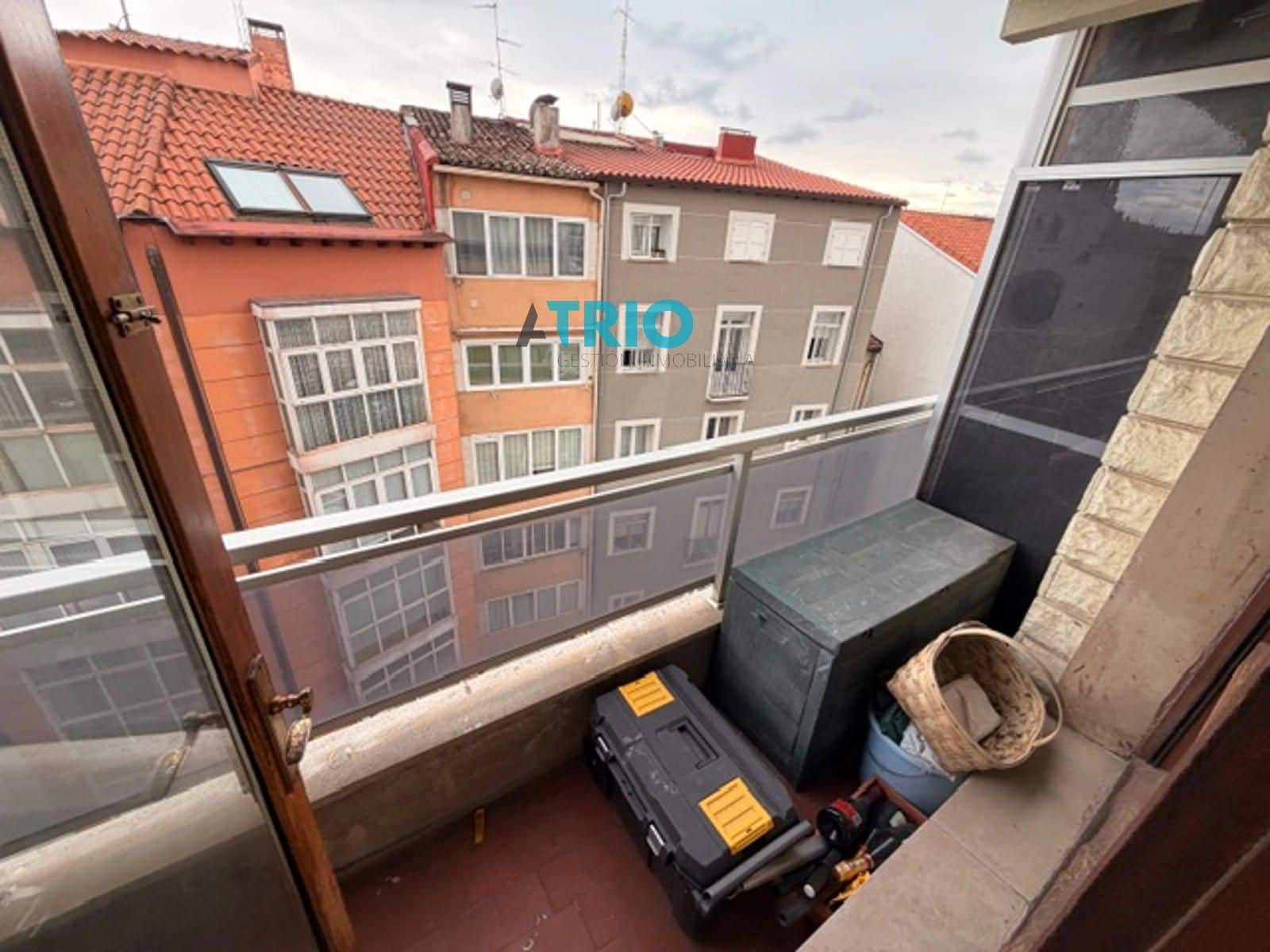 4 bedroom Flat for sale in Burgos city - € 319,000 (Ref: 9684391)