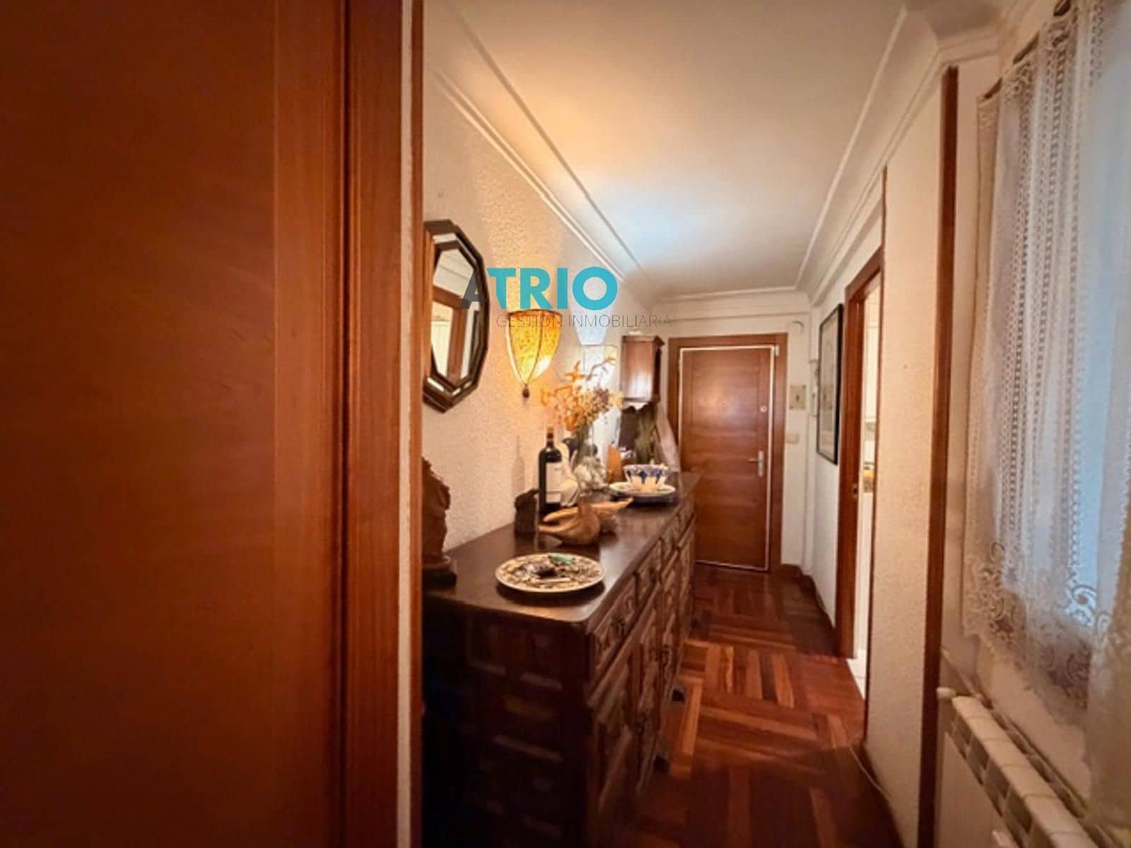 4 bedroom Flat for sale in Burgos city - € 319,000 (Ref: 9684391)