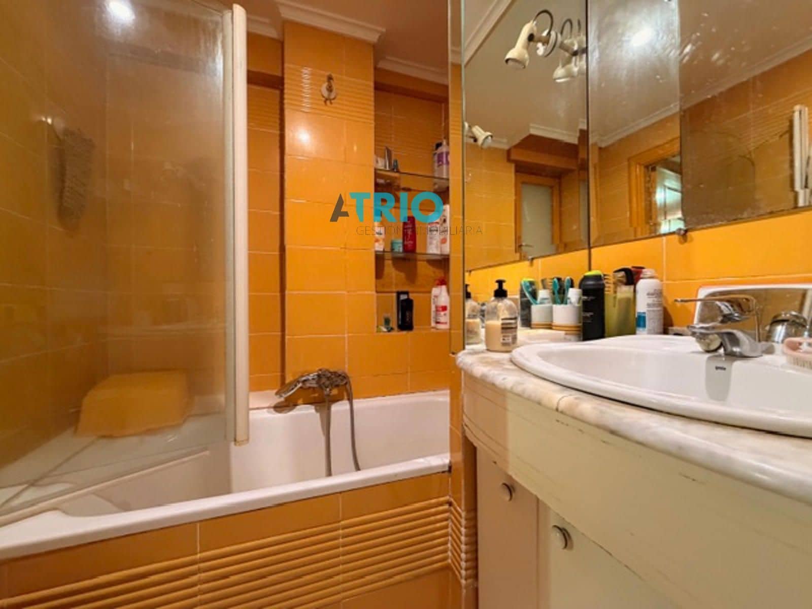 4 bedroom Flat for sale in Burgos city - € 319,000 (Ref: 9684391)