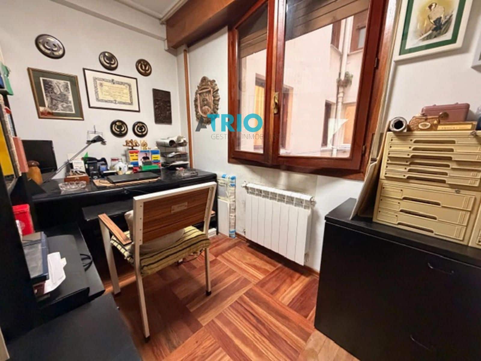 4 bedroom Flat for sale in Burgos city - € 319,000 (Ref: 9684391)