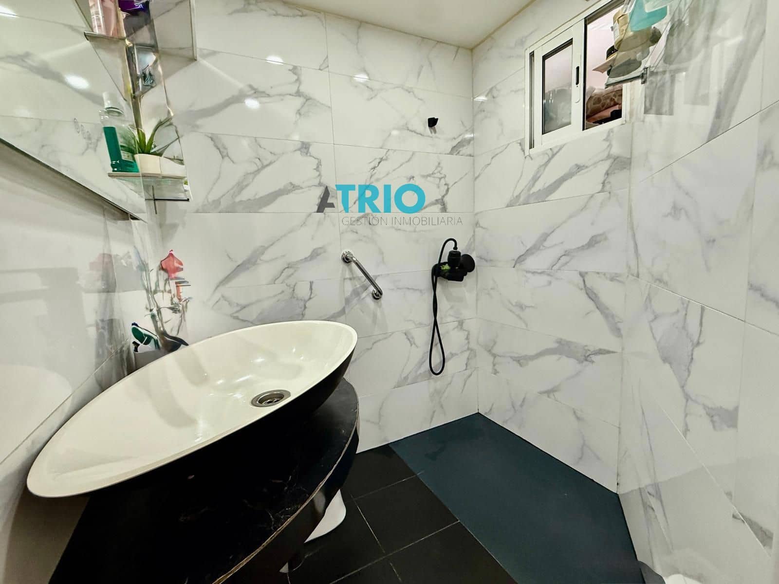 3 bedroom Flat for sale in Palma de Mallorca - € 270,000 (Ref: 9747093)