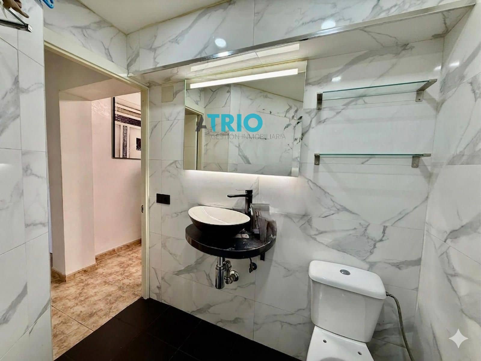 3 bedroom Flat for sale in Palma de Mallorca - € 270,000 (Ref: 9747093)