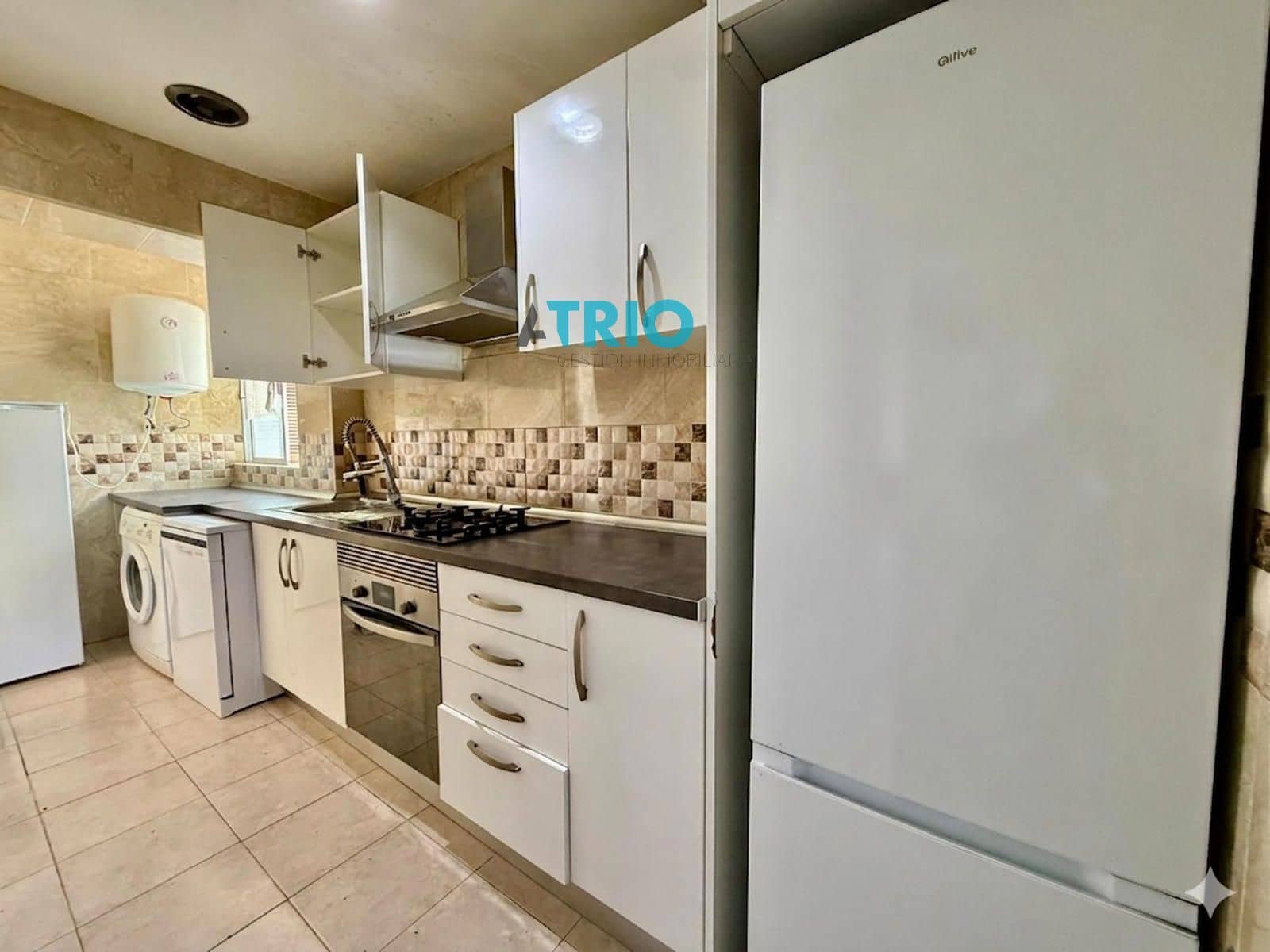3 bedroom Flat for sale in Palma de Mallorca - € 295,000 (Ref: 9747255)