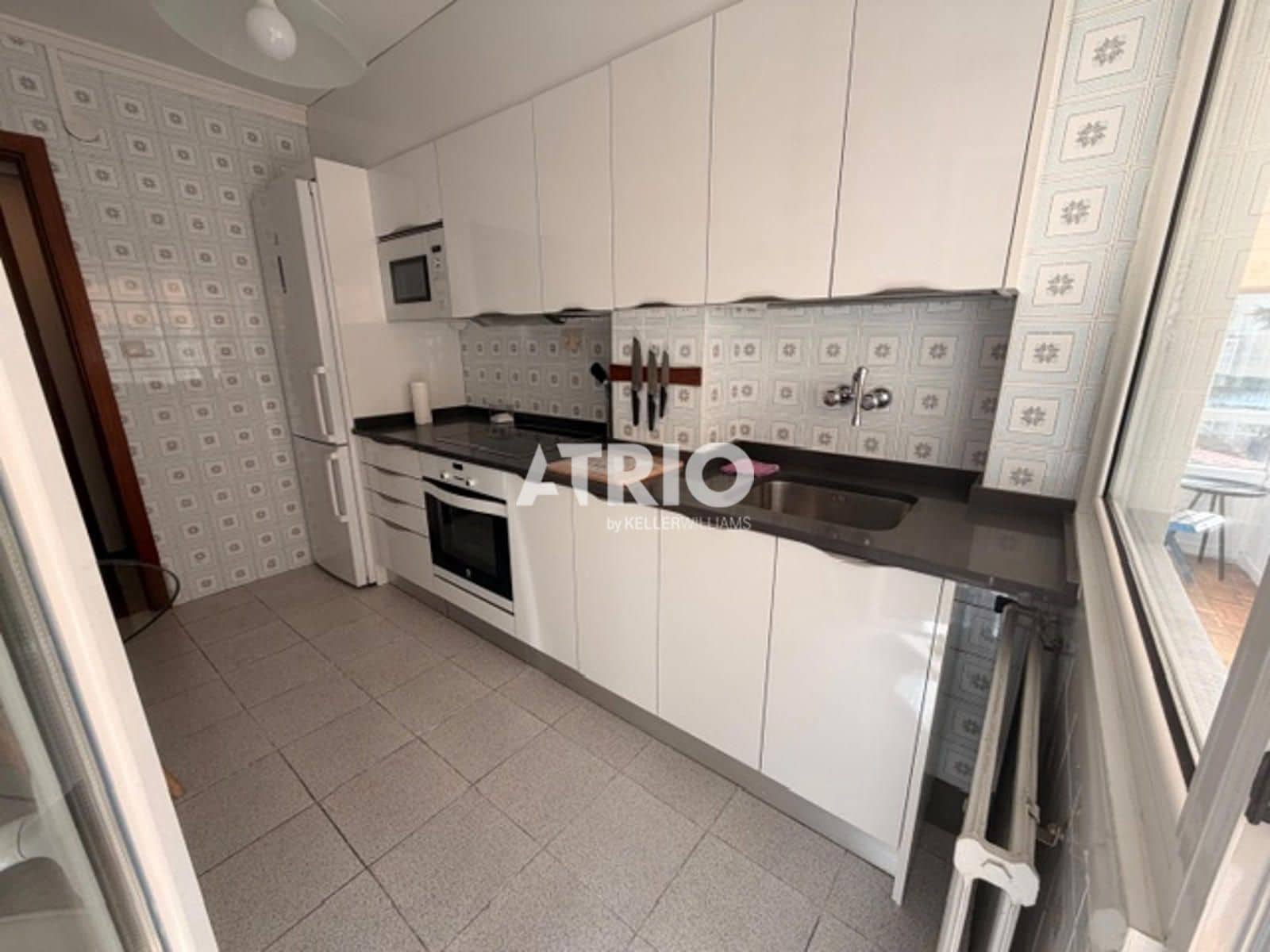 4 soverom Penthouse til leie i Burgos by - € 1 000 (Ref: 9756778)