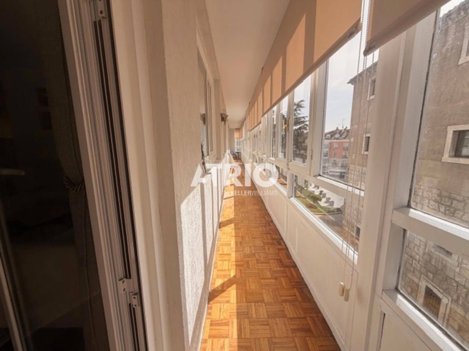 4 soverom Penthouse til leie i Burgos by - € 1 000 (Ref: 9756778)