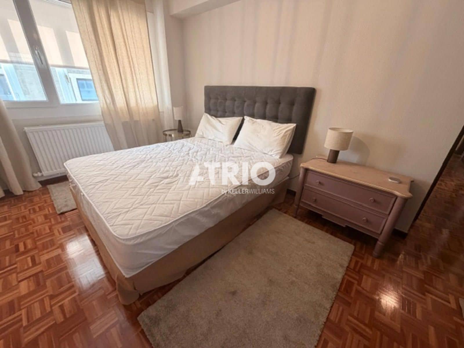 4 soverom Penthouse til leie i Burgos by - € 1 000 (Ref: 9756778)