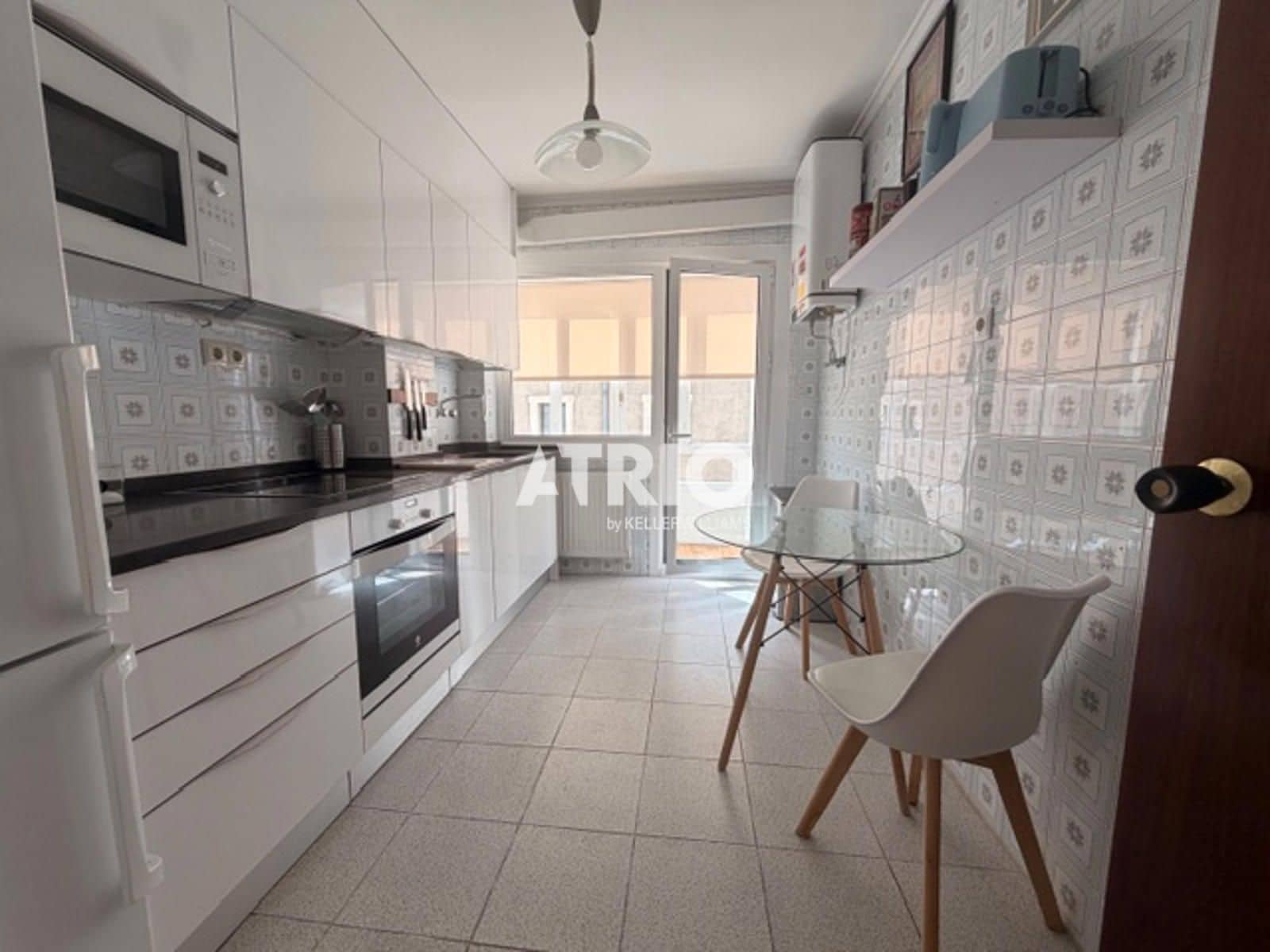 4 soverom Penthouse til leie i Burgos by - € 1 000 (Ref: 9756778)