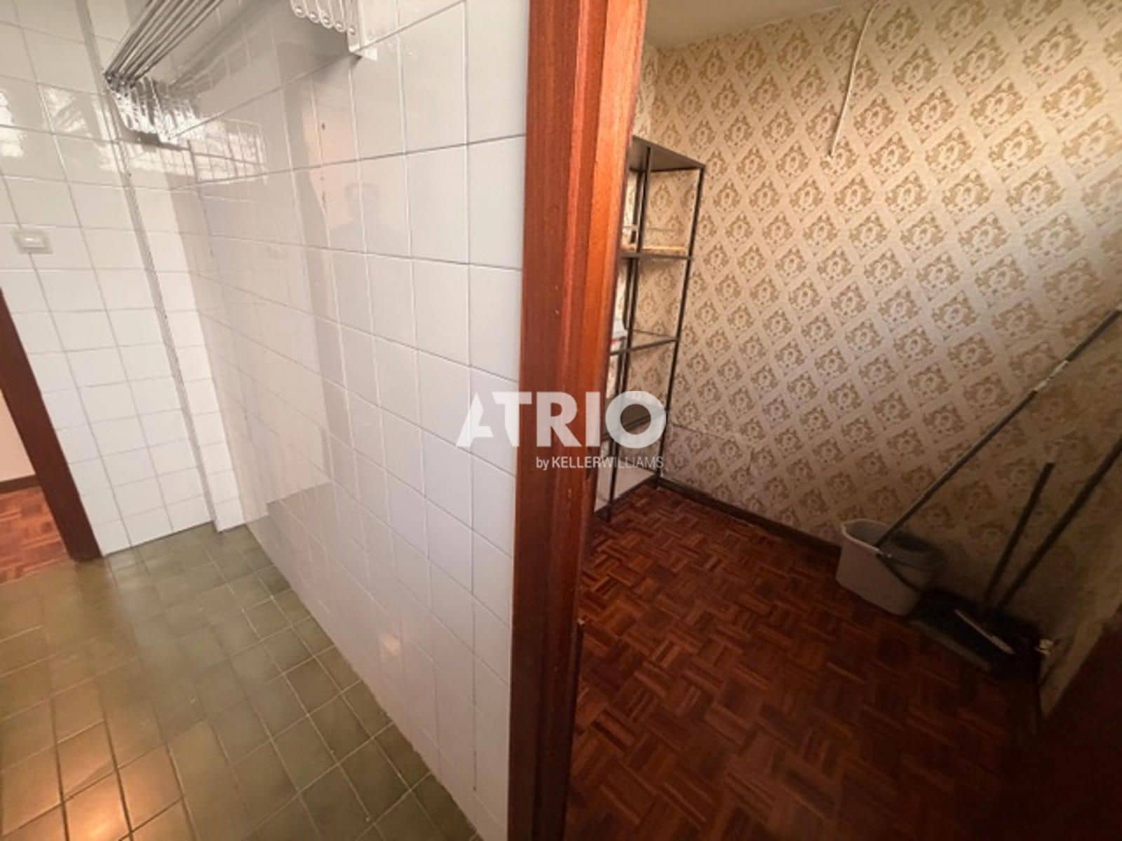 4 soverom Penthouse til leie i Burgos by - € 1 000 (Ref: 9756778)