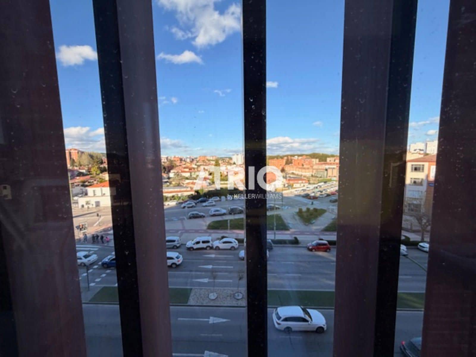 1 bedroom Flat for rent in Burgos city with garage - € 750 (Ref: 9773563)