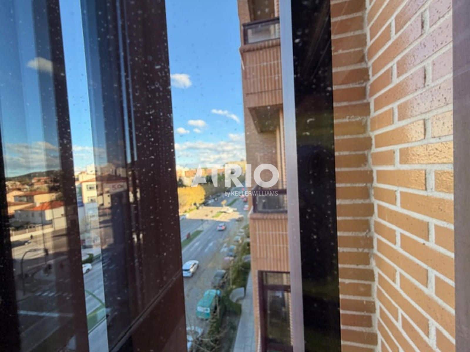 1 bedroom Flat for rent in Burgos city with garage - € 750 (Ref: 9773563)