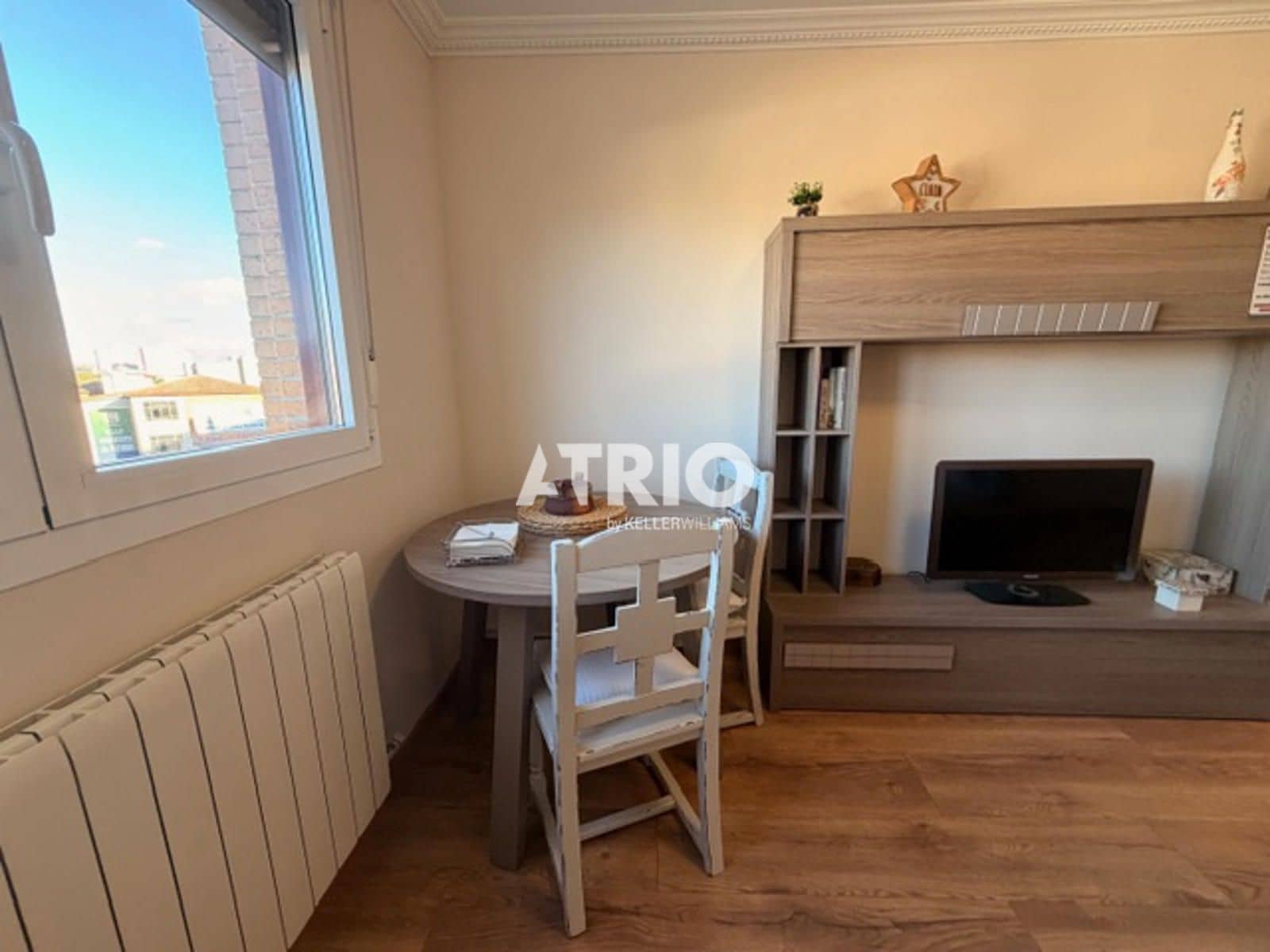 1 bedroom Flat for rent in Burgos city with garage - € 750 (Ref: 9773563)