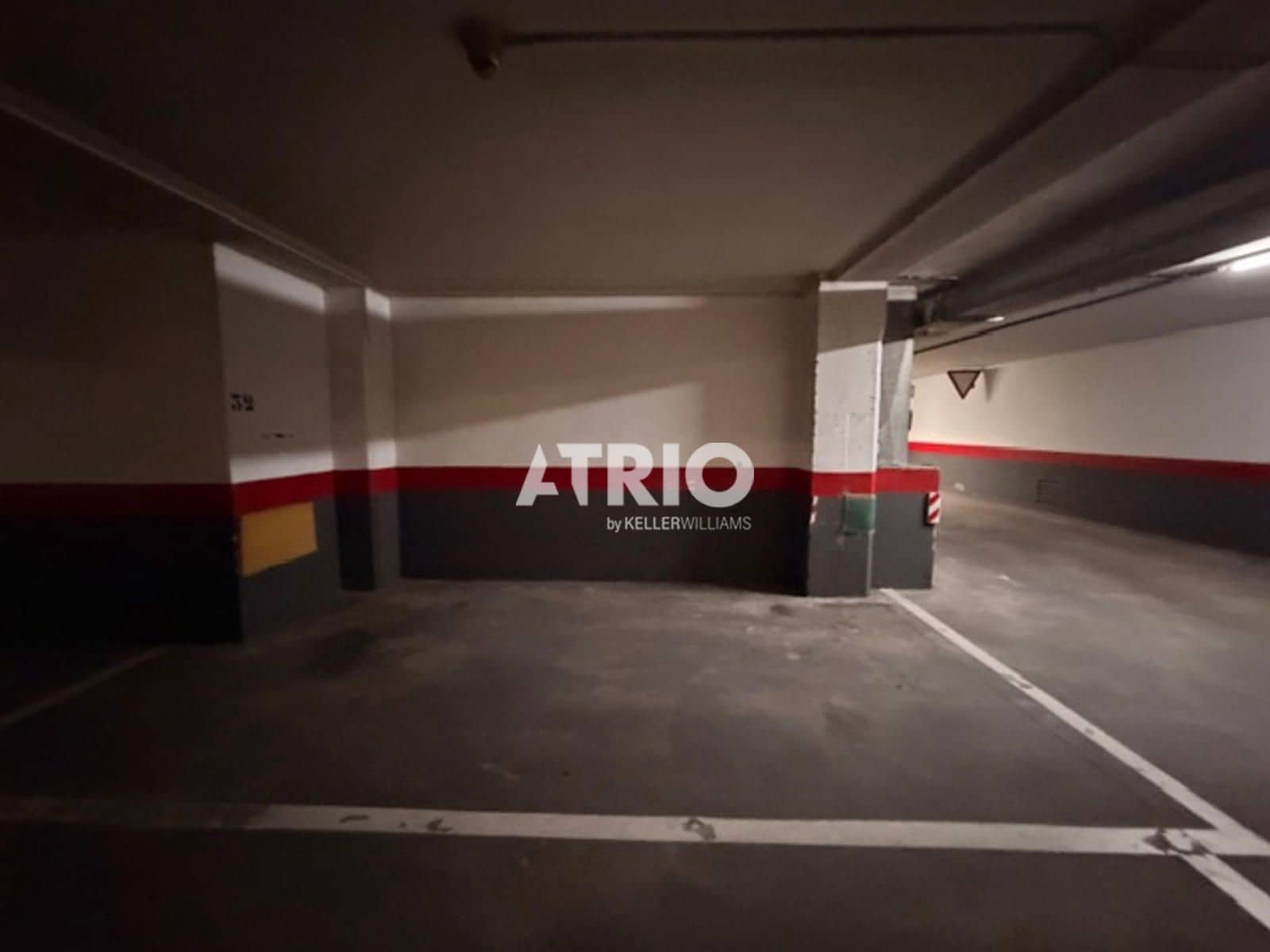 1 bedroom Flat for rent in Burgos city with garage - € 750 (Ref: 9773563)