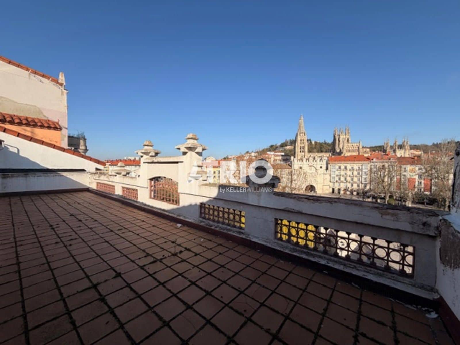 3 sypialnia Penthouse na sprzedaż w Miasto Burgos - 220 000 € (Ref: 9780015)