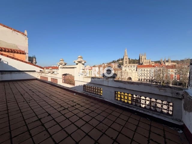 3 sypialnia Penthouse na sprzedaż w Miasto Burgos - 220 000 € (Ref: 9780015)