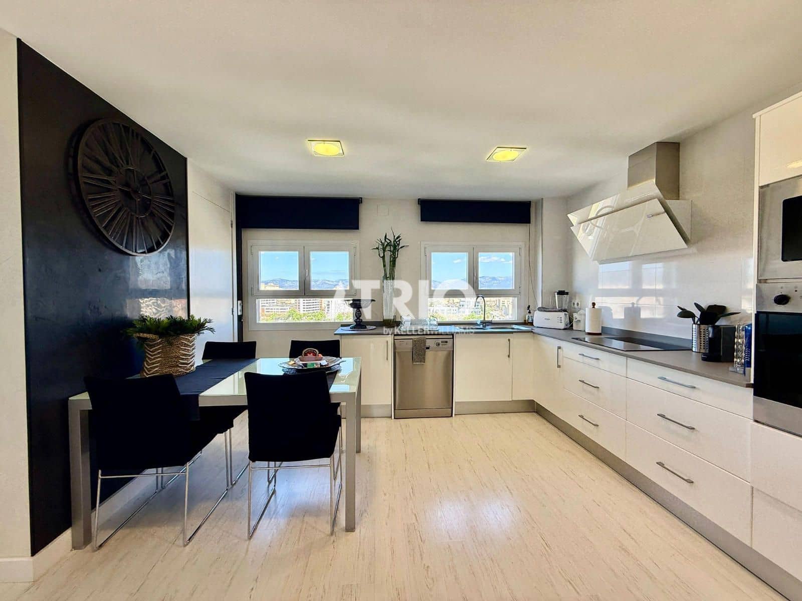 4 soveværelse Lejlighed til salg i Portixol med garage - € 1.600.000 (Ref: 9782375)